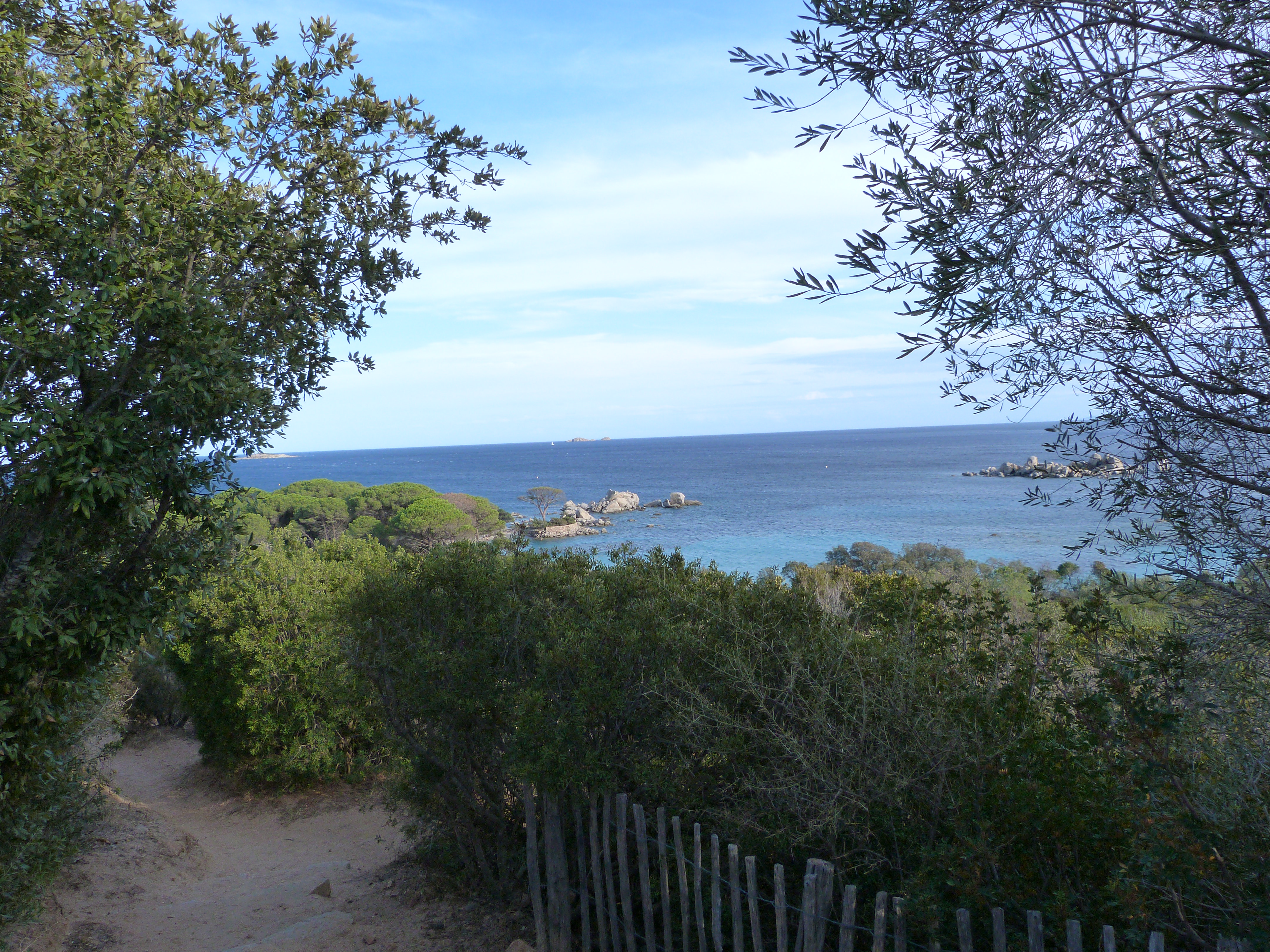 Sentier du littoral - Corse-du-Sud - © Richard Jobin - Cerema